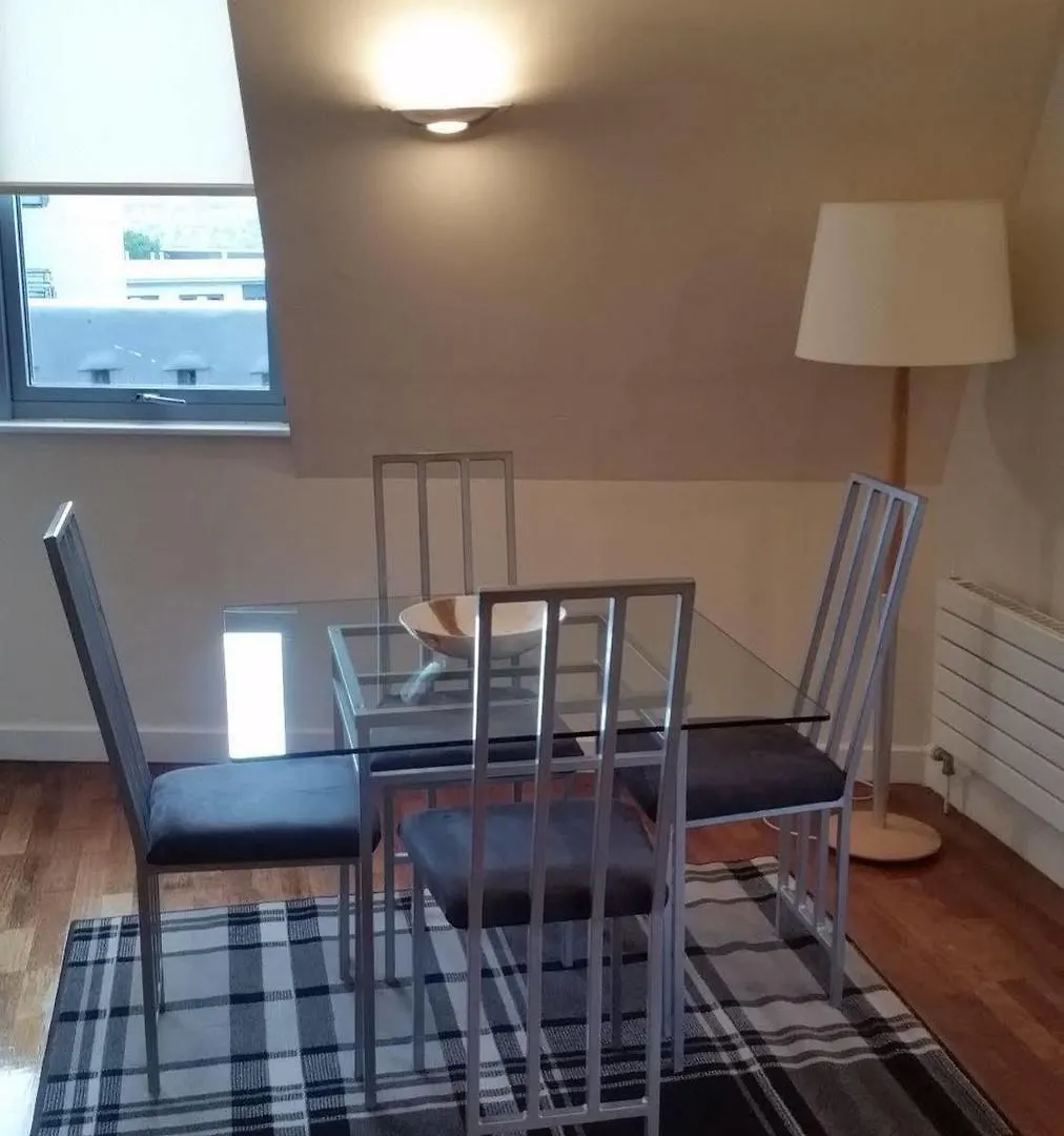 Crown Apartments 3B By Week2Week Newcastle upon Tyne